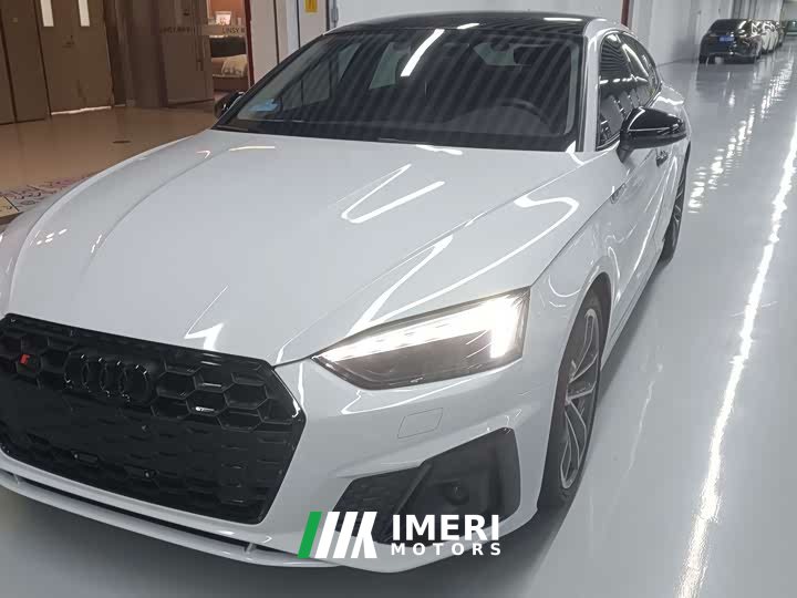 Audi A5 Sportback 40 TFSI quattro Luxury Dynamic - автомобиль из Китая