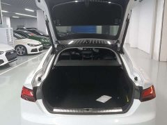 Audi A5 Sportback 40 TFSI quattro Luxury Dynamic - фото 13