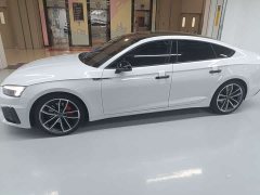 Audi A5 Sportback 40 TFSI quattro Luxury Dynamic - фото 4