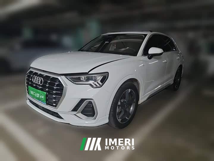 Audi Q3 35 TFSI Fashionable and Dynamic - автомобиль из Китая