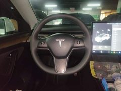 Tesla Model Y standard range rear-wheel drive version - фото 11
