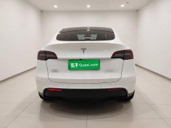Tesla Model Y standard range rear-wheel drive version - фото 5