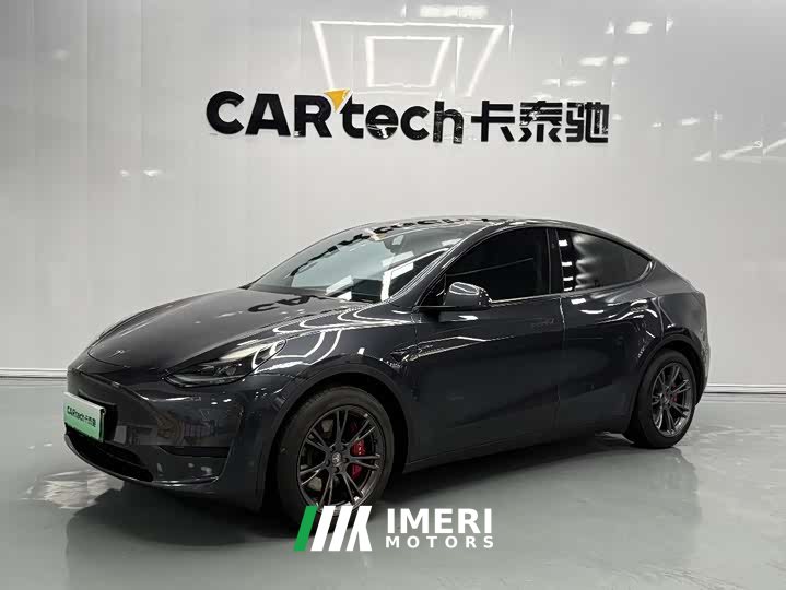 Tesla Model Y rear-wheel drive version - автомобиль из Китая