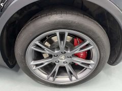 Tesla Model Y rear-wheel drive version - фото 14