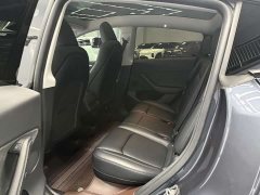 Tesla Model Y rear-wheel drive version - фото 6