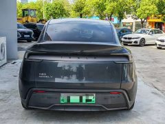 Tesla Model Y rear-wheel drive version - фото 10