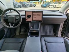 Tesla Model Y rear-wheel drive version - фото 6