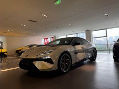 Lynk & Co EMEYA 2025 Lotus first limited edition - фото 1