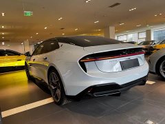 Lynk & Co EMEYA 2025 Lotus first limited edition - фото 5