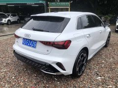 Audi A3 Sportback 35TFSI Flying Spur Exclusive - фото 2