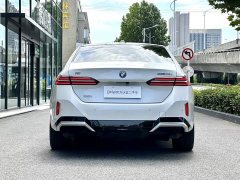 BMW i5 eDrive 35L Exclusive M Sports Package - фото 4
