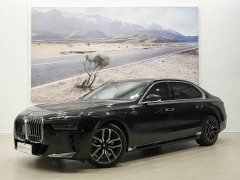BMW 7 Series 2023 735Li M Sports Package - фото 1