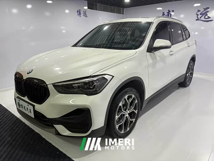 BMW X1 sDrive25Li Leading