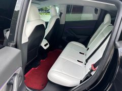 Tesla Model Y standard range rear-wheel drive version - фото 12