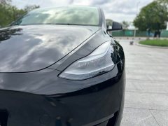 Tesla Model Y standard range rear-wheel drive version - фото 8