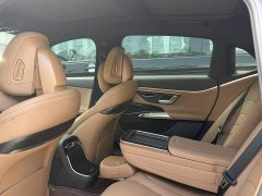 Mercedes-Benz E-Class E 300 L Fashionable and Sporty - фото 9