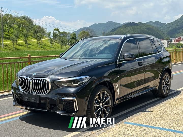 BMW X5 facelift xDrive 30Li M sports package