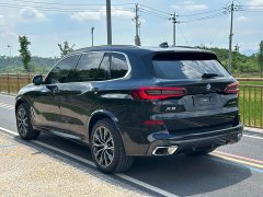 BMW X5 facelift xDrive 30Li M sports package - фото 14