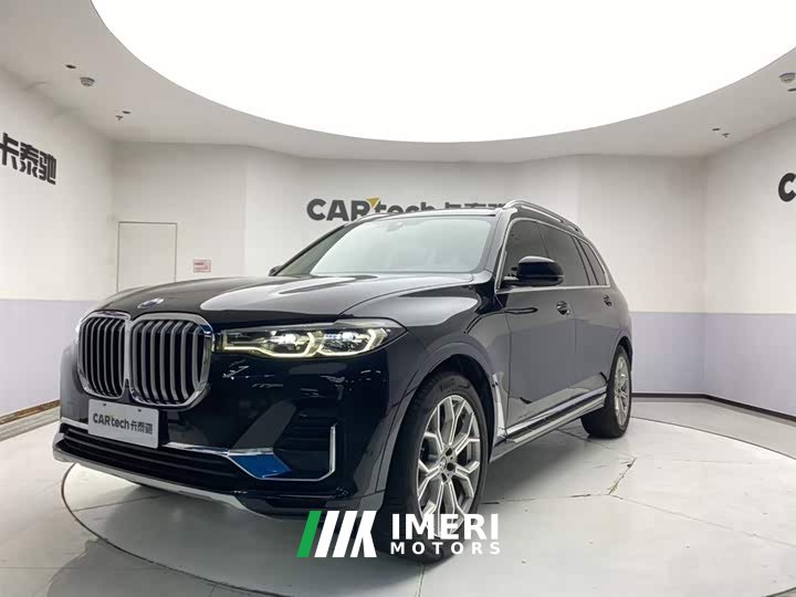 BMW X7 xDrive40i Leading Luxury Package - автомобиль из Китая