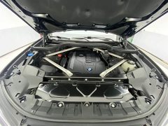 BMW X7 xDrive40i Leading Luxury Package - фото 12
