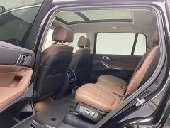 BMW X7 xDrive40i Leading Luxury Package - фото 19