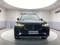 BMW X7 xDrive40i Leading Luxury Package - фото 3