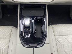 Volvo EM90 2025 Ultra six-seater - фото 6