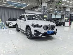 BMW X1 facelift sDrive25Li leading - фото 3