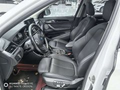 BMW X1 facelift sDrive25Li leading - фото 6