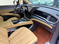 Denza D9 DM-i smart driving version 1020 four-wheel drive exclusive - фото 13