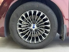 Denza D9 DM-i smart driving version 1020 four-wheel drive exclusive - фото 5