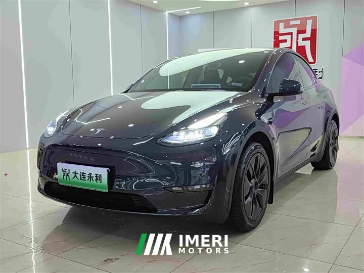Tesla Model Y 2024 long-range all-wheel drive version - автомобиль из Китая