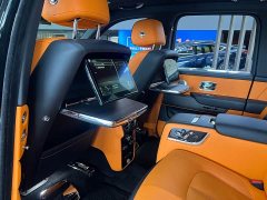 Rolls-Royce Cullinan 2022 four-seat version - фото 8