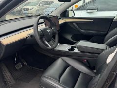 Tesla Model Y rear-wheel drive version - фото 4