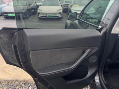 Tesla Model Y rear-wheel drive version - фото 7