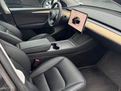 Tesla Model Y rear-wheel drive version - фото 8