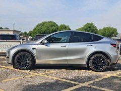 Tesla Model Y rear-wheel drive version - фото 3