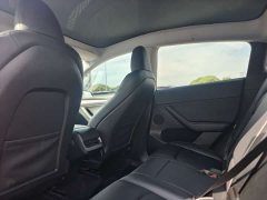 Tesla Model Y rear-wheel drive version - фото 9
