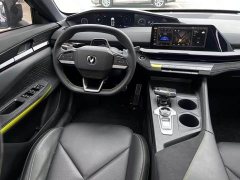 Changan UNI-V 1.5T sports version - фото 4