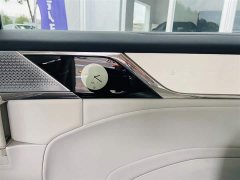 Volvo EM90 2025 Ultra six-seater - фото 12