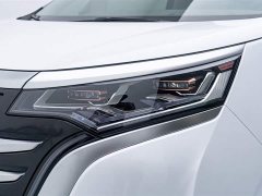Denza D9 DM-i 970 four-wheel drive flagship - фото 12