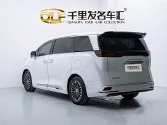 Denza D9 DM-i 970 four-wheel drive flagship - фото 4
