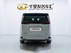 Denza D9 DM-i 970 four-wheel drive flagship - фото 5
