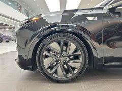 Li Auto Ideal L8 Max - фото 10