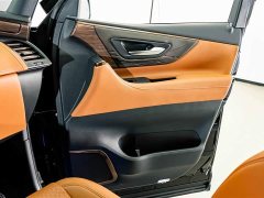 Toyota Alphard 2.5L Hybrid Executive Lounge - фото 17