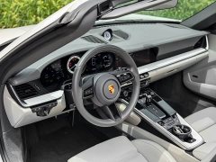 Porsche 911 Targa 4 3.0T - фото 8