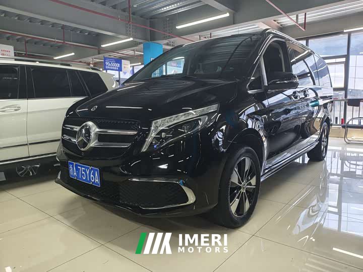 Mercedes-Benz V-Class V 260 Pilot Edition - автомобиль из Китая