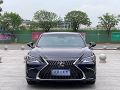 Lexus ES 200 Premium Edition - фото 2
