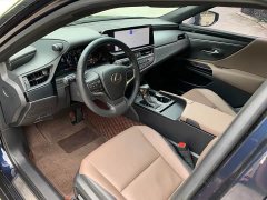 Lexus ES 200 Premium Edition - фото 3