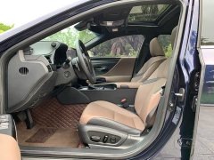 Lexus ES 200 Premium Edition - фото 4